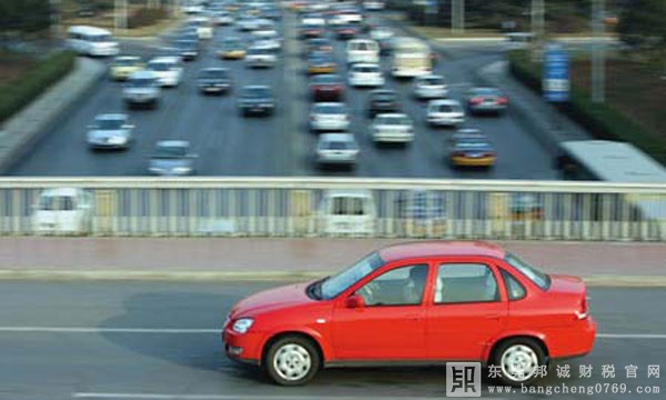 列入免稅圖冊的車輛，按照什么情況來進行采集信息？
